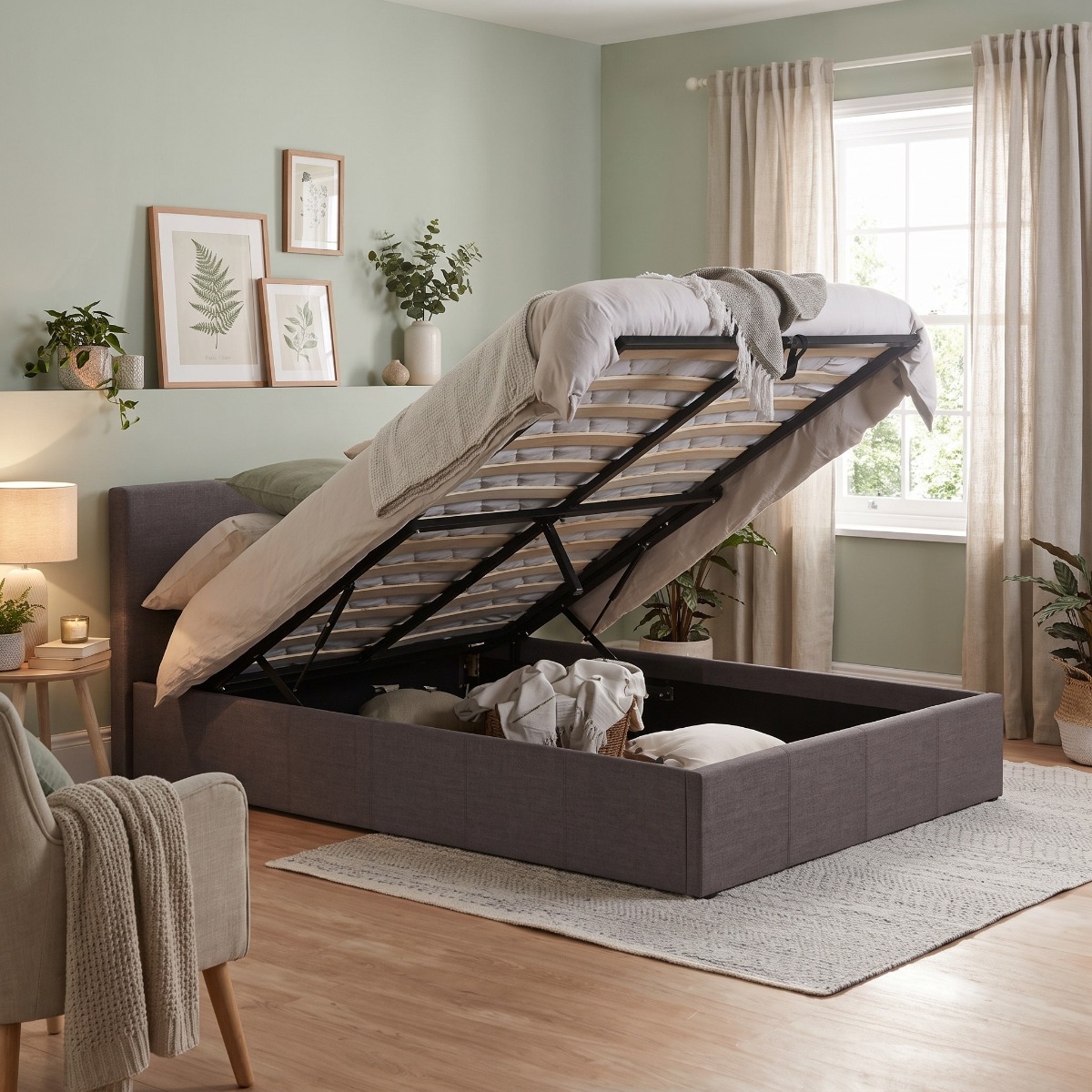 Baron Ottoman Bed
