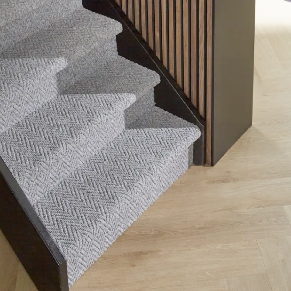 Insignia Berber Loop