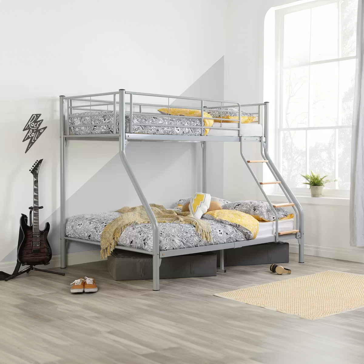Nebraska Triple Sleeper Bunk Bed
