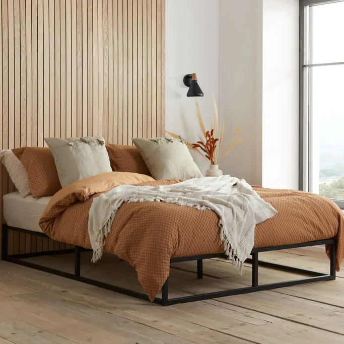 Iron platform bed frame top